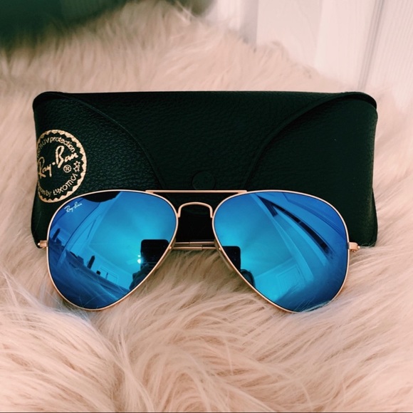 Ray-Ban Accessories - Ray-ban aviators!